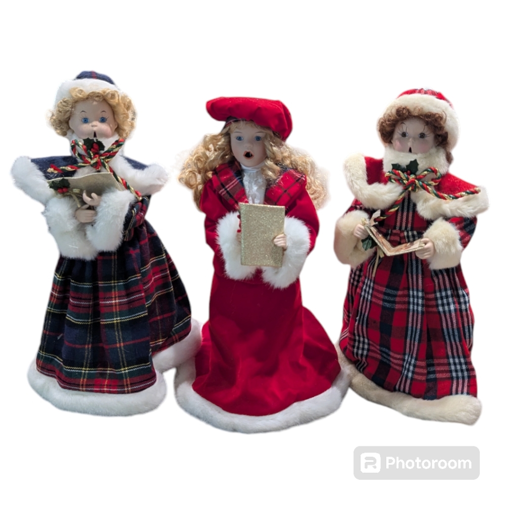 VTG Victorian Trio Red & Plaid Christmas Caroler Dolls Tree Toppers Table Decor
